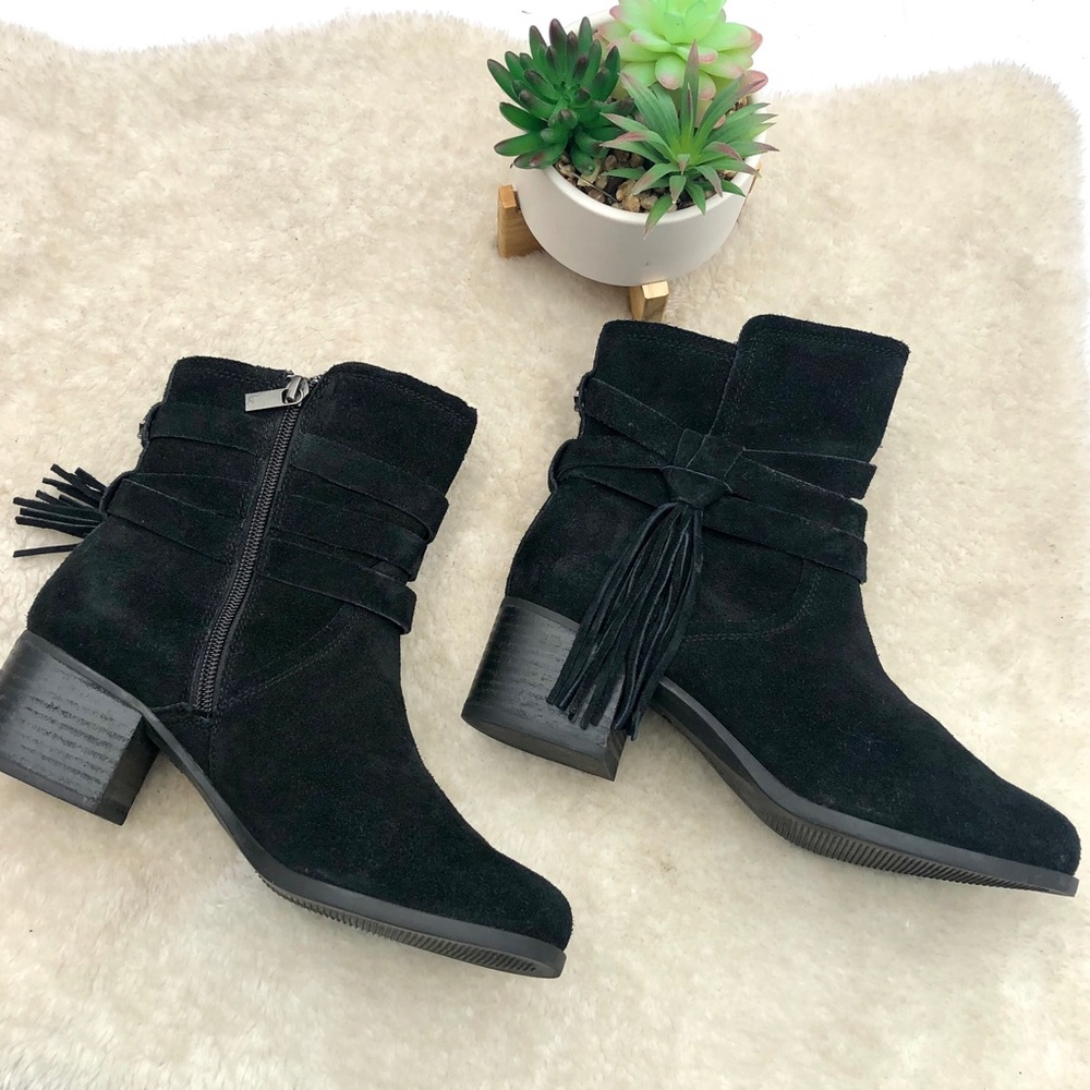 * Koolaburra | Suede Kenz Amphora with Tassels 7